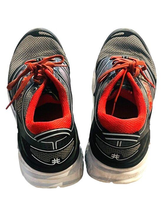 HOKA Shoes - One One Conquests - Men\'s Size 12 main image 5